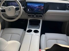 Leapmotor C11 EV 500 Edition - ფოტო 12