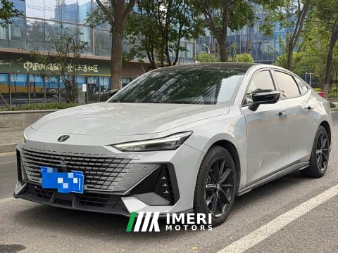2022 Changan UNI-V 1.5T Version - ავტომობილი ჩინეთიდან