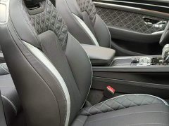 Volkswagen 4.0T GT V8 Mulliner 20 Edition - photo 11