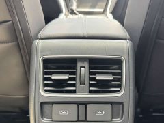 Mercedes-Benz 260TURBO Luxury Edition - photo 12