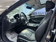 Mercedes-Benz 260TURBO Luxury Edition - photo 8