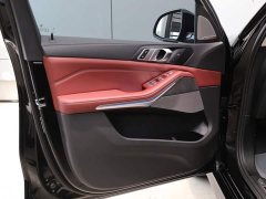 BMW X5 xDrive 30Li Deluxe VersionM - ფოტო 10