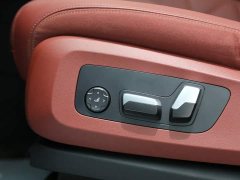 BMW X5 xDrive 30Li Deluxe VersionM - ფოტო 12