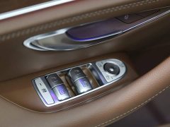 Mercedes-Benz E 300 L Fashion Version - ფოტო 11