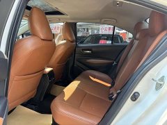 BMW 1.8L Luxury Edition - ფოტო 6