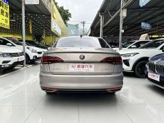 Volkswagen 1.5L Version - ფოტო 11
