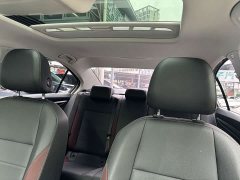 Volkswagen 1.5L Version - ფოტო 18