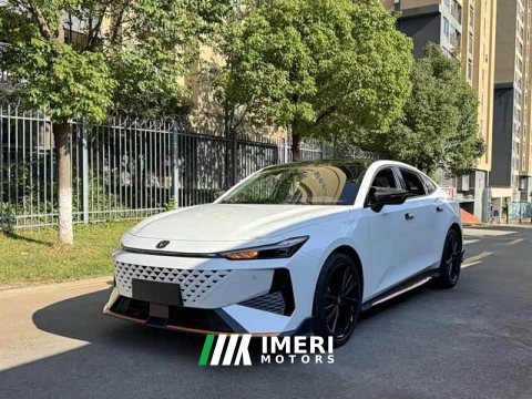 2025 Changan UNI-V 1.5T Premium Version - ავტომობილი ჩინეთიდან