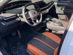 Changan UNI-V 1.5T Premium Version - ფოტო 8