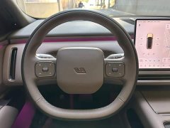 Li Auto L9 Livis - ფოტო 13