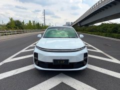 Li Auto L6 Pro - ფოტო 2