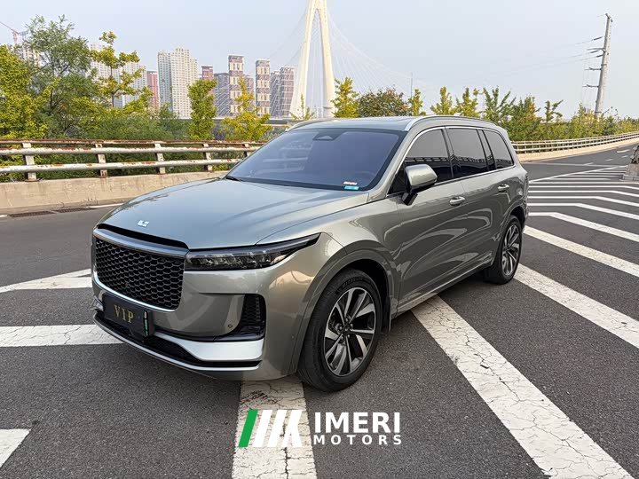 Li Auto ONE EREV6 Edition - ავტომობილი ჩინეთიდან