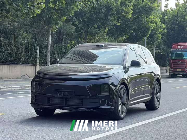 Li Auto L6 Max Edition - ავტომობილი ჩინეთიდან