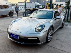 Porsche 911 Carrera 4 3.0T - ფოტო 1