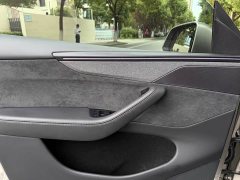Tesla Model Y L Long Range Edition - ფოტო 13