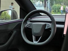 Tesla Model Y L Long Range Edition - ფოტო 15