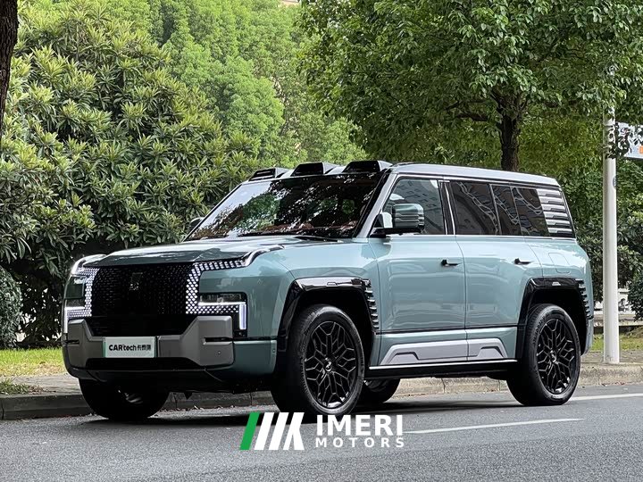 Yangwang U8 Luxury Edition - ავტომობილი ჩინეთიდან