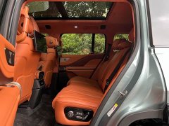 Yangwang U8 Luxury Edition - ფოტო 12