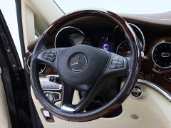Mercedes-Benz V 260 L Premium Edition - photo 17