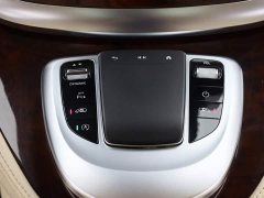 Mercedes-Benz V 260 L Premium Edition - photo 19