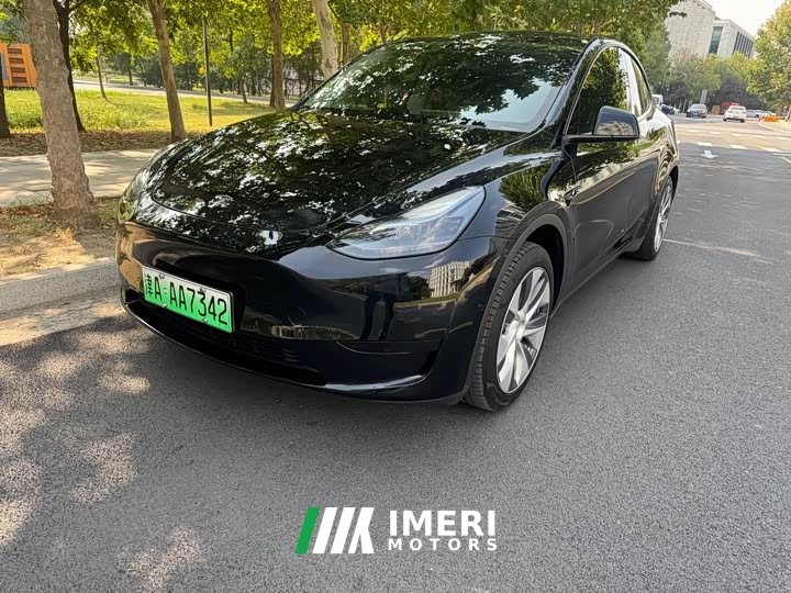 Tesla Model Y Edition