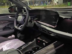 Audi A6L 2.0T Deluxe Version - ფოტო 4