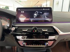 BMW 5 530Li Version M - ფოტო 9