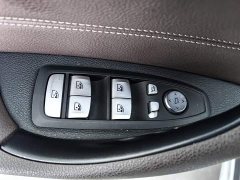 BMW X1 sDrive20Li Deluxe Version - ფოტო 9