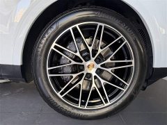 Porsche Cayenne E-Hybrid 2.0T - ფოტო 13