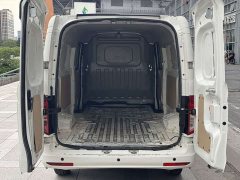 Mercedes-Benz V7 EV 250km Version 2 - ფოტო 5