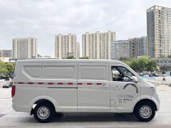 Mercedes-Benz V7 EV 250km Version 2 - ფოტო 6