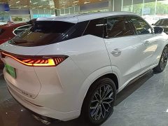 Changan UNI-Z 1.5T Premium Version - ფოტო 7