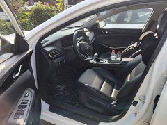 Changan CC Edition 1.5T DCT Version - ფოტო 16