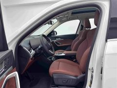 BMW iX1 eDrive25L M - ფოტო 19