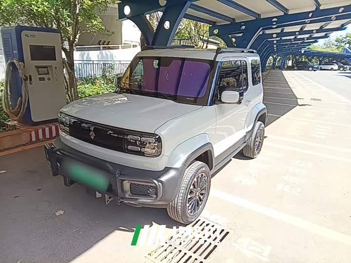Baojun Flagship Edition - ავტომობილი ჩინეთიდან