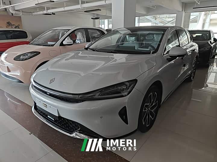Baojun 140km Edition - ავტომობილი ჩინეთიდან