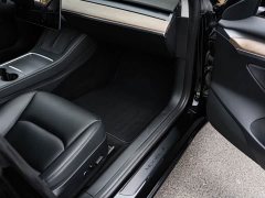 Tesla Model 3 Standard Range Edition - ფოტო 11
