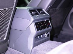 Audi A6L 55 TFSI quattro Deluxe Version - ფოტო 17