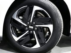 Geely L6 60km PLUS - ფოტო 18