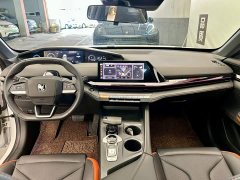 Changan UNI-V 1.5T Premium Version - ფოტო 8