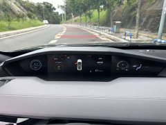 Changan UNI-V 1.5T Premium Version - ფოტო 10