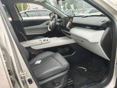 Changan UNI-Z iDD 125km Version - ფოტო 5