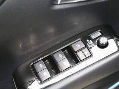 Porsche 2.5L HVPremium Edition - ფოტო 11
