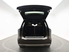 Li Auto L9 Ultra - ფოტო 8