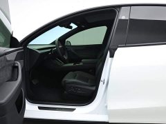 Tesla Model Y L Long Range Edition - ფოტო 10
