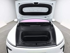 Tesla Model Y L Long Range Edition - ფოტო 16
