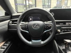 Lexus ES 200 Edition - ფოტო 9