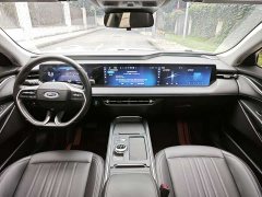 1.5T EcoBoost Luxury Version - ფოტო 19