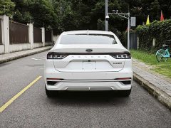 1.5T EcoBoost Luxury Version - ფოტო 6