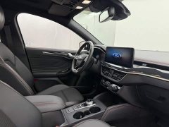 Mercedes-Benz EcoBoost 180 ST Line - photo 14